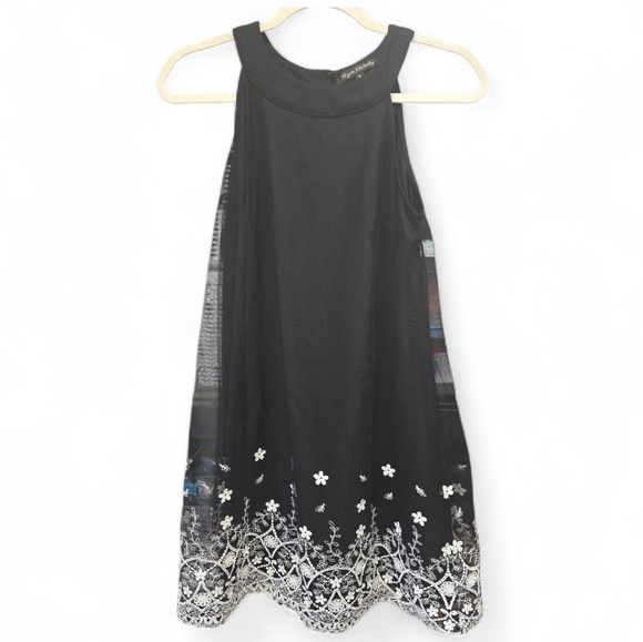 Ryan Michelle Black White Halter Mini Dress Floral Embroidered Hem Size Small - Picture 2 of 7